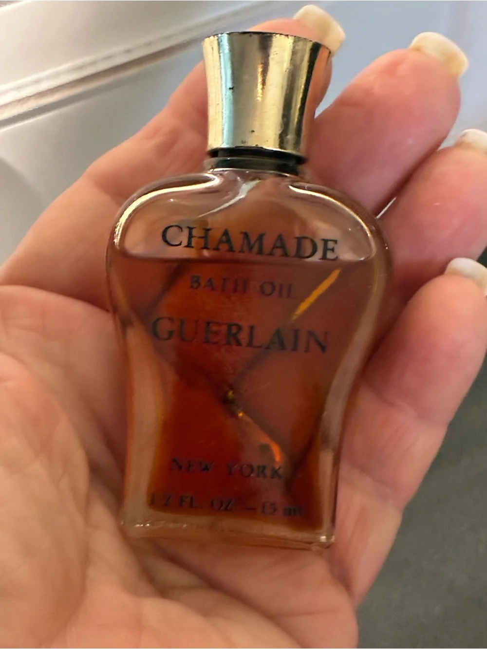 GUERLAIN luxurious bath